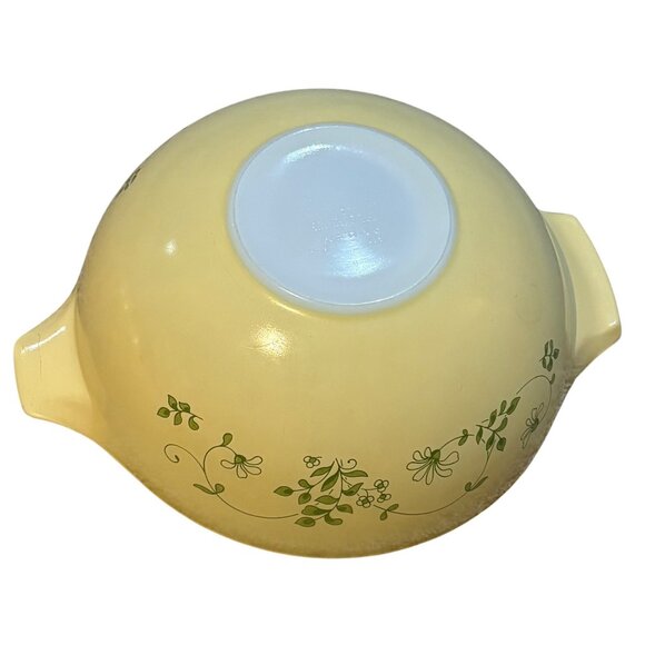 Vintage Pyrex Shenandoah Yellow Floral Cinderella Nesting Mixing Bowls Set Of 4 - Picture 5 of 12